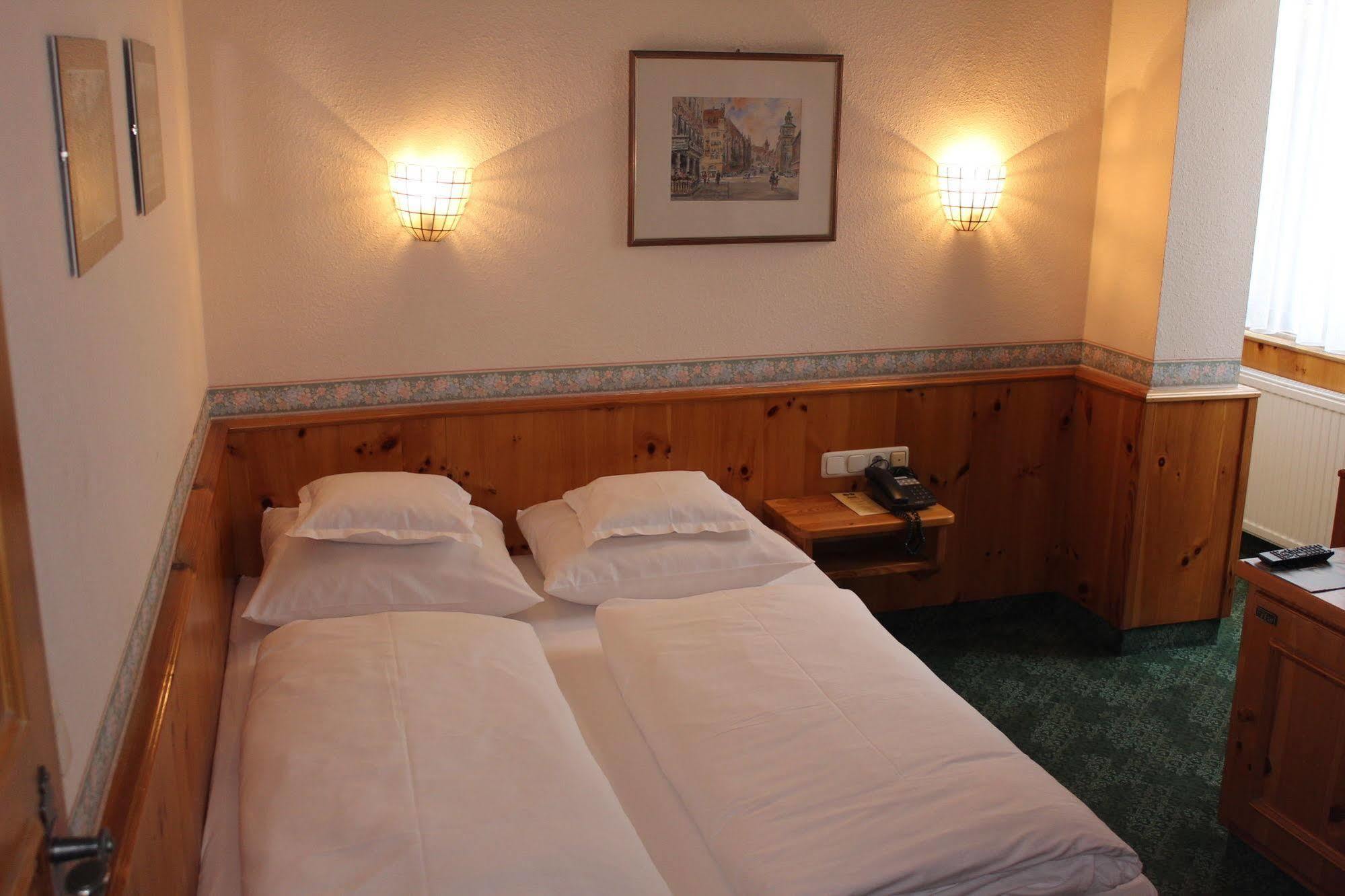 Hotel Am Josephsplatz Νυρεμβέργη Εξωτερικό φωτογραφία