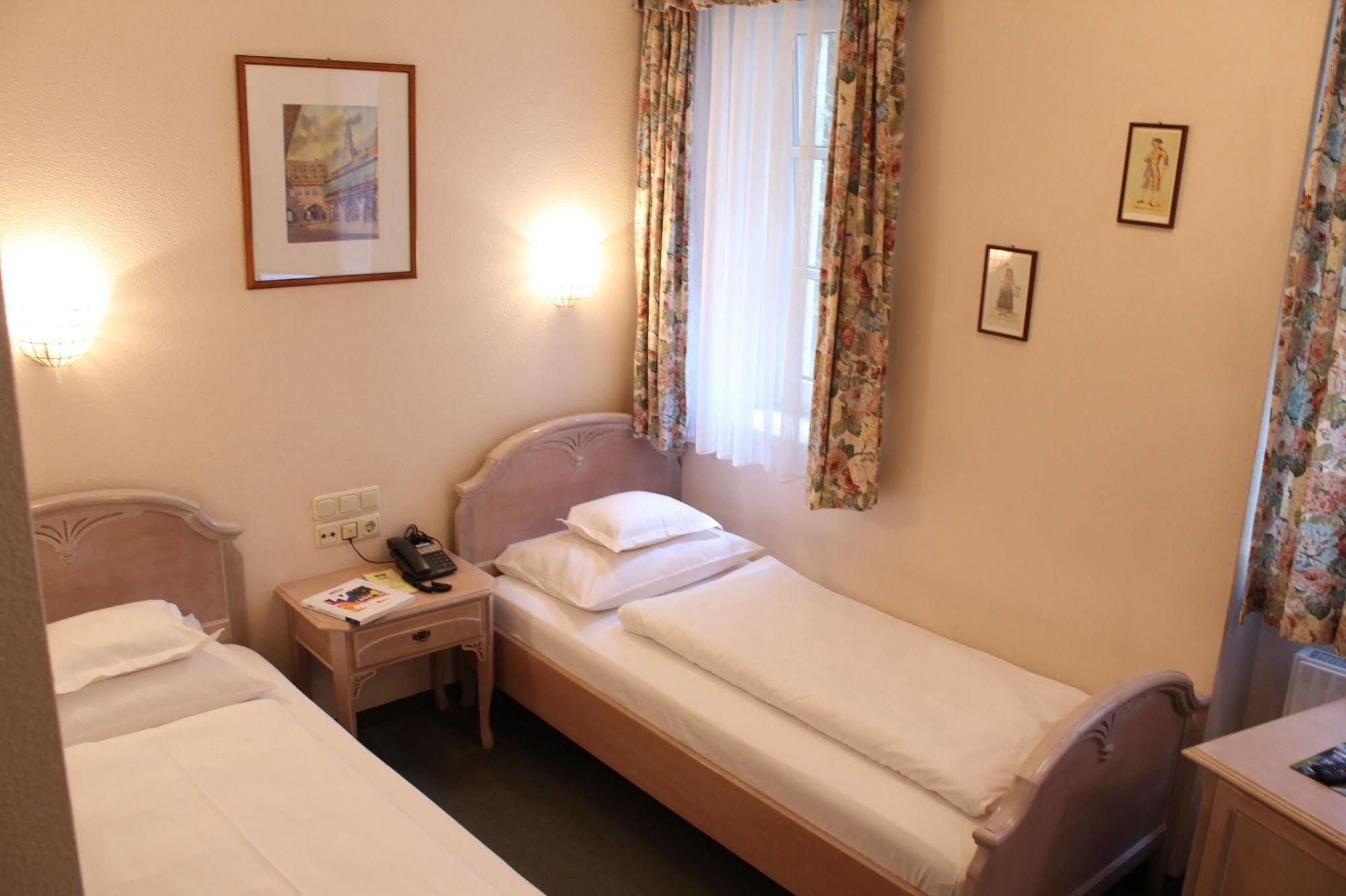 Hotel Am Josephsplatz Νυρεμβέργη Εξωτερικό φωτογραφία